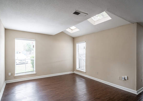 Houston TX Apartment Finder Property HOU-1526